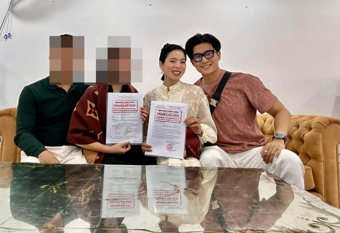 Lệ Quyên và Lâm Bảo Châu đăng ký kết hôn? Ảnh 1