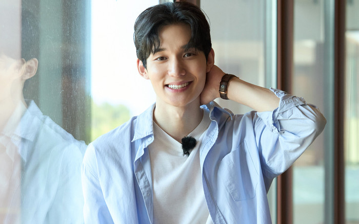 Mỹ nam xứ Hàn lộ diện tại Đảo Thiên Đường Ảnh 2