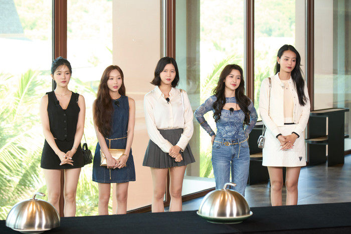 Trong tập 9, các cô gái sẽ dùng bữa với người chơi nam thông qua hình thức lựa chọn món ăn.