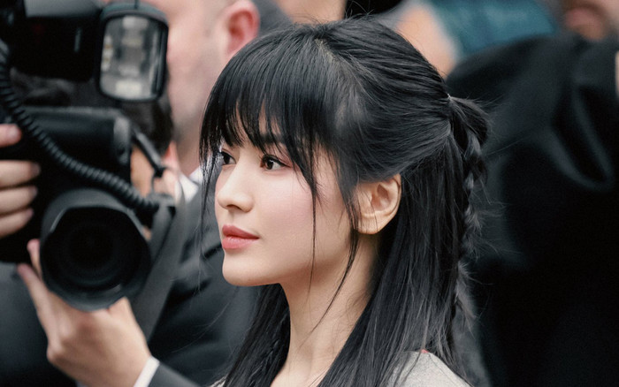 Rộ tin đồn Song Hye Kyo hẹn hò cùng đàn em kém 11 tuổi Ảnh 2