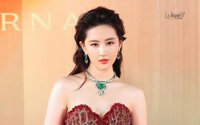 Lưu Diệc Phi thắng áp đảo Triệu Lộ Tư Ảnh 2