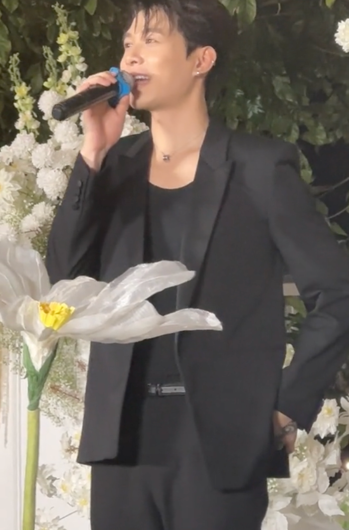 Quyết định biểu diễn ca khúc Bài này không đi diễn của Anh Tú khiến Diệu Nhi vô cùng thích thú. Ảnh: TikTok bephanoday