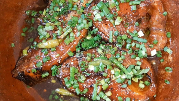 Cá bống mú kho tộ