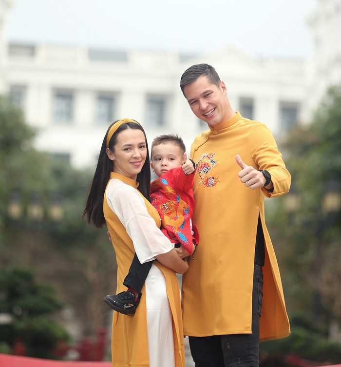 Sự kết hợp giữa ngoại hình nổi bật và phong cách sống giản dị, nhưng cuốn hút đã tạo nên một hình ảnh Aneta Nguyễn vừa quyến rũ, vừa thanh lịch và là hậu phương vững chắc cho thủ môn Nguyễn Filip trong cuộc sống cũng như sự nghiệp bóng đá.