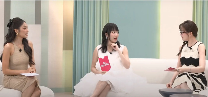 Ban bình luận Đảo Thiên Đường háo hức khi có người chơi nam mới xuất hiện.