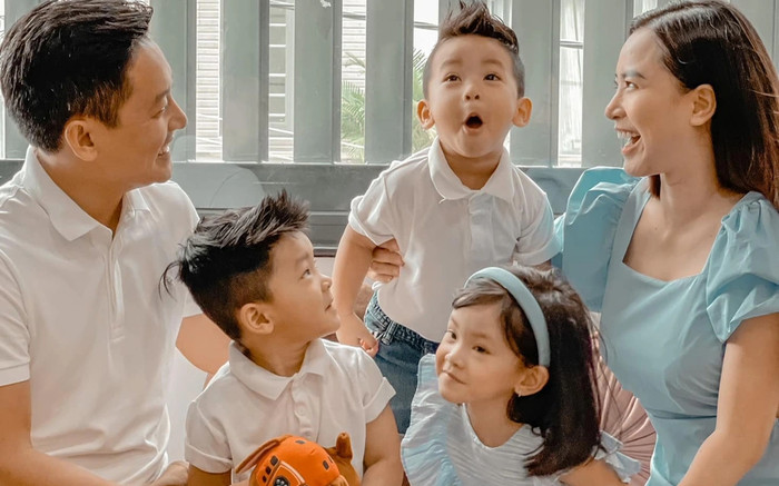 Nữ ca sĩ gây tiếc nuối khi giải nghệ ở tuổi 29, nay sống viên mãn bên chồng diễn viên và 3 con Ảnh 2