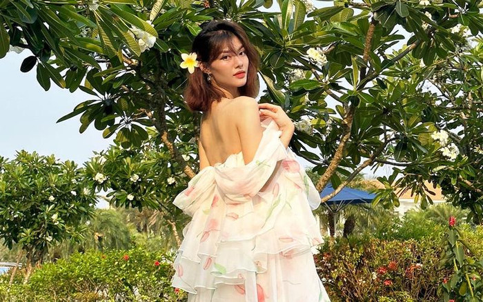 Cách đây ít ngày, Á hậu Kiều Loan hạ sinh con trai đầu lòng ở độ tuổi 24.