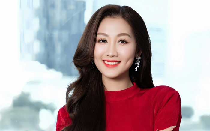 Lệ Nam nhắn nhủ Hoa hậu Quế Anh lúc nửa đêm Ảnh 2