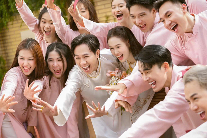 Khán giả háo hức chờ ngày đám cưới của Anh Đức tới đây.