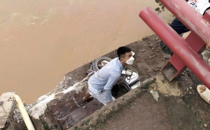 Người may mắn thoát nạn kể lại giây phút kinh hoàng sập cầu Phong Châu Ảnh 2