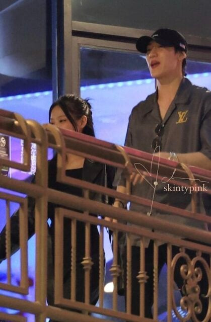 Jennie khiến dân mạng bàn tán khi đi ăn tối cùng nam ca sĩ là bạn thân Lisa Ảnh 2