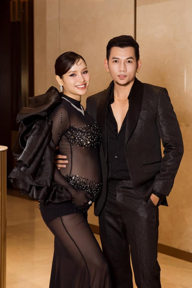 Sau gần 3 năm kết hôn, tổ ấm của Phương Trinh Jolie và Lý Bình hạnh phúc khi có thêm thành viên mới. (Ảnh: FBNV)