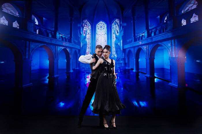 Á hậu Ngọc Hằng và Lyubomir Yakimov.