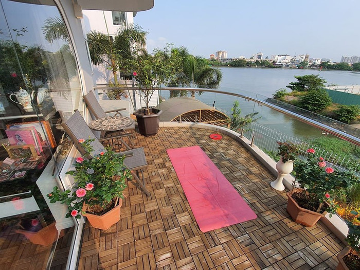 Cơ ngơi rộng lớn của Vũ Thu Phương như khu nghỉ dưỡng cao cấp. 