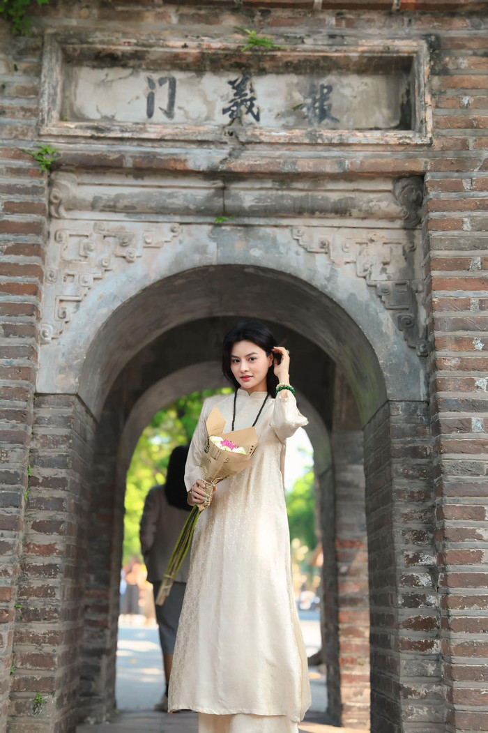 Ngỡ ngàng trước mặt mộc không son phấn ở tuổi U40 của siêu mẫu Vũ Thu Phương Ảnh 3