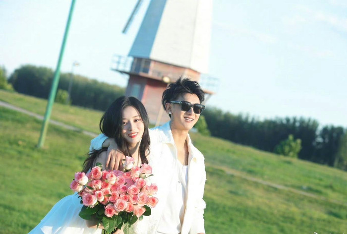 Hoàng Tử Thao và Từ Nghệ Dương.