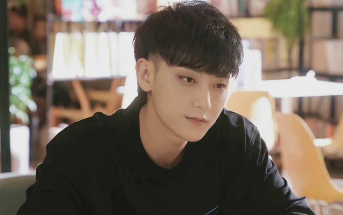 Nam ca sĩ là 'chủ tịch' đình đám showbiz tặng 30 xe ô tô cho fan ngay cận Tết Ảnh 2