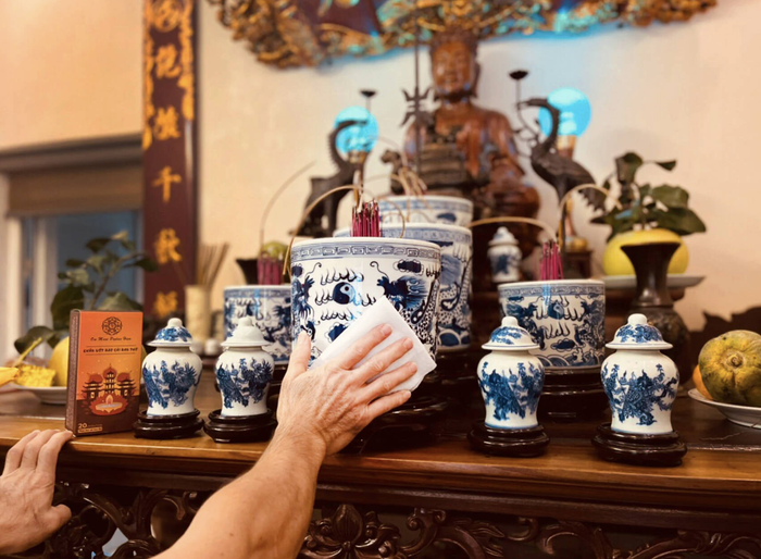 Nên dọn bàn thờ dịp cuối năm vào thời điểm nào?