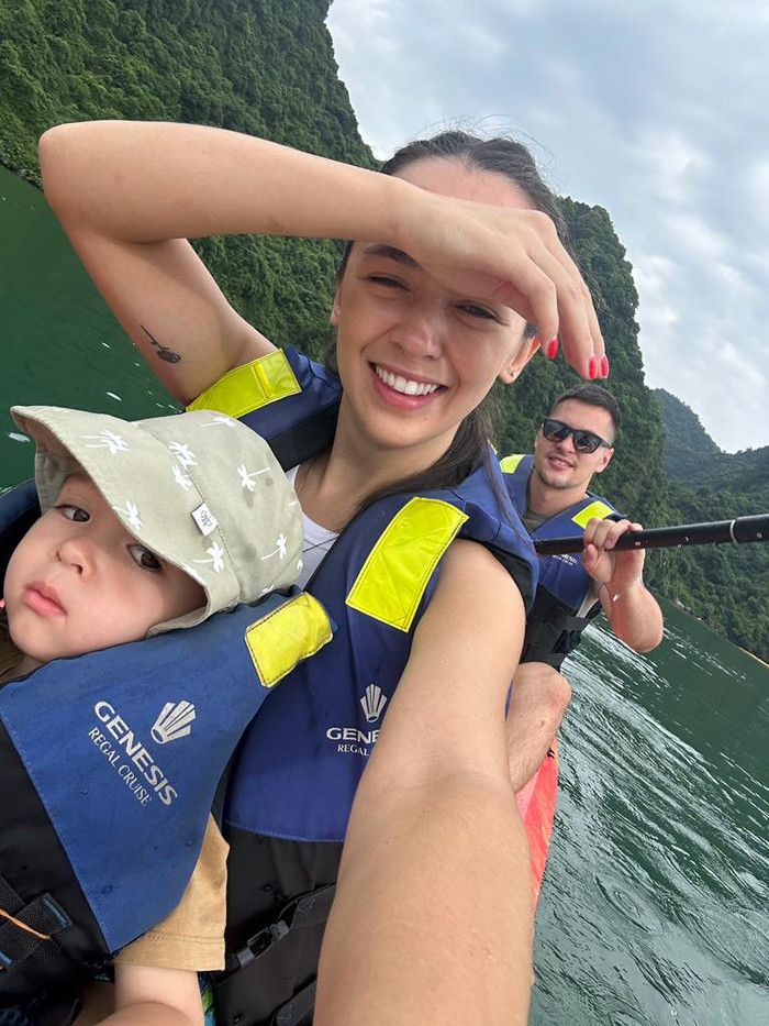 Sau ba năm bên nhau, Nguyễn Filip chính thức ngỏ lời cầu hôn Aneta. Cả hai hạnh phúc nắm tay bước vào lễ đường vào tháng 08/2021, khi con trai đầu lòng tròn một tuổi. Nam cầu thủ từng bộc bạch rằng Aneta không chỉ là bạn đời mà còn là người đồng hành trong việc luyện tập. Trong khoảng thời gian phải cách ly vì Covid-19, Aneta đã giúp anh cải thiện các bài tập để duy trì phong độ.