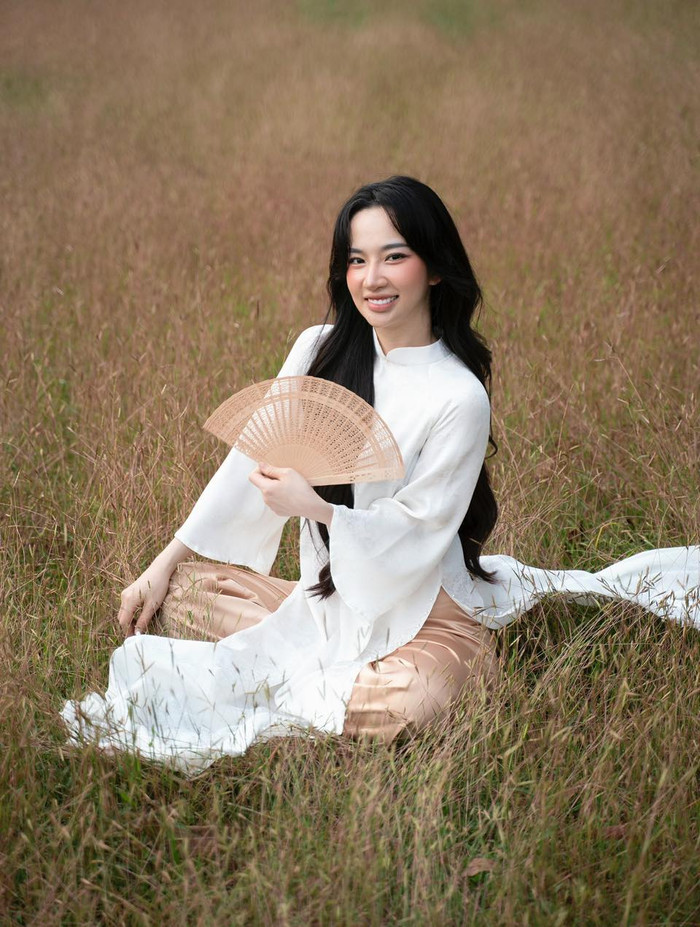 Nhiều người tiếc nuối cho nhan sắc xinh đẹp, ưa nhìn của Quỳnh Trang. (Ảnh FBNV)