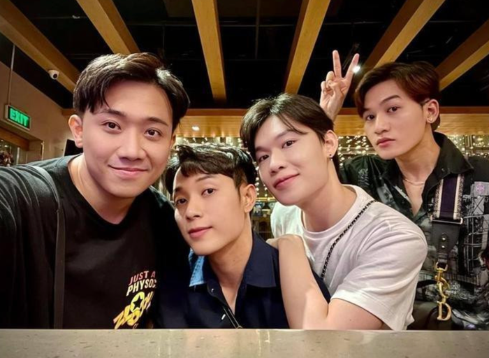 Trước khi rạn nứt, hội bạn thân Cờ Cá Ngựa của Trấn Thành thường xuyên tụ họp ăn uống, đi du lịch cùng nhau. (Ảnh: FBNV)