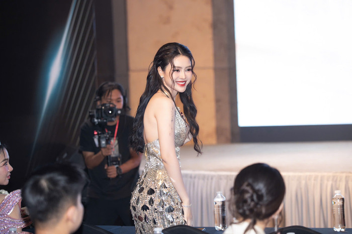 Lý Kim Thảo không giấu được sự hạnh phúc khi được trao trọng trách lớn, bởi đây vừa là cơ hội cũng vừa là thách thức đối với một “tân binh” trong lĩnh vực tổ chức sân chơi nhan sắc như cô. Theo trưởng ban tổ chức Miss Earth Vietnam, ông chọn Lý Kim Thảo vào ghế phó ban BTC vì cảm nhận được sự nghiêm túc và năng lực của người đẹp. 