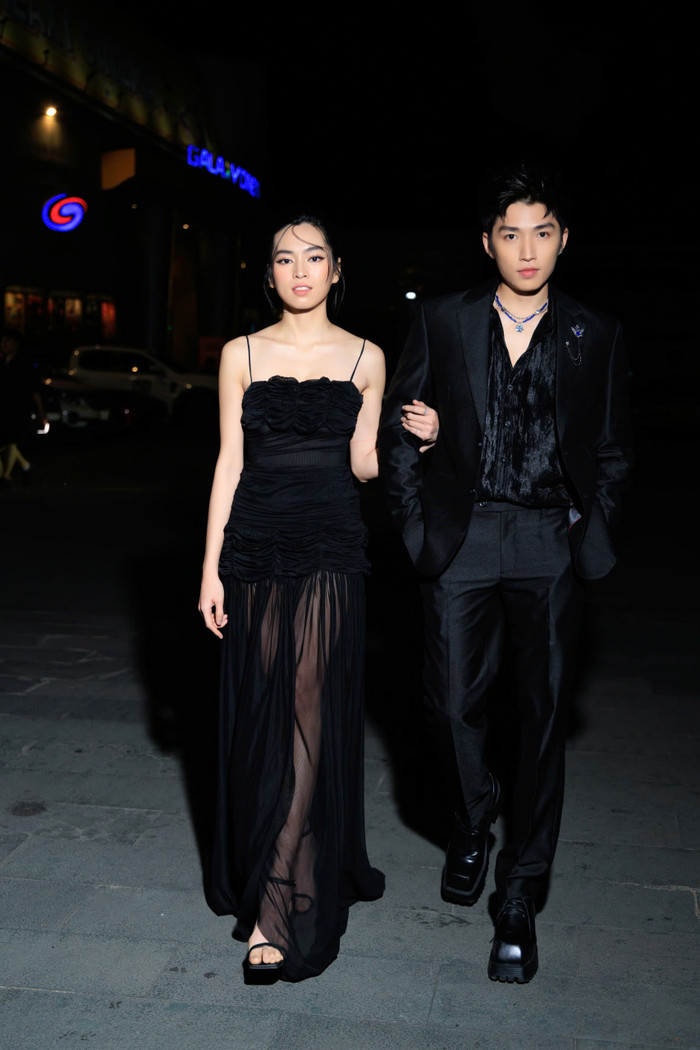 Cặp đôi Vbiz được nhắc đến là Khánh Vân và Cody Nam Võ phim Liên Và Đạt.