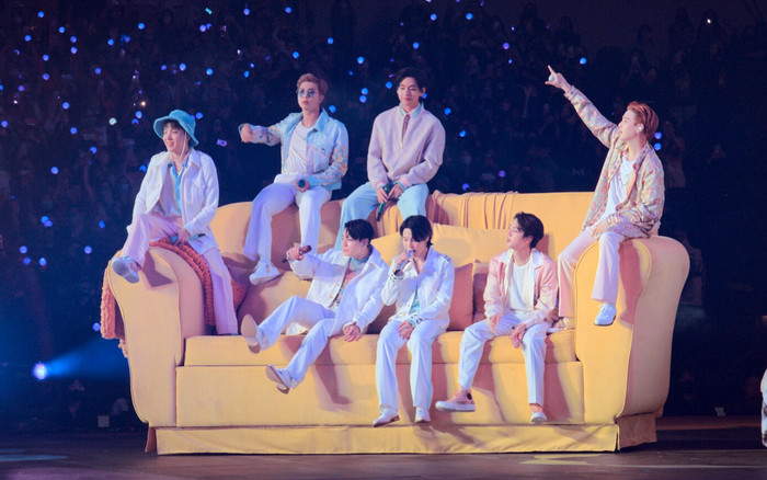 Hé lộ cát xê của thần tượng Kpop khi biểu diễn trên các chương trình âm nhạc Ảnh 2
