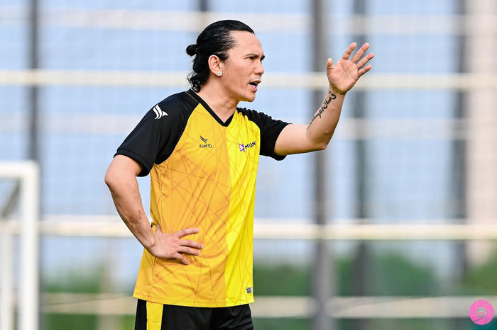 Mars Anh Tú thể hiện sự nghiêm túc ở trên sân cỏ. Ảnh: NVCC