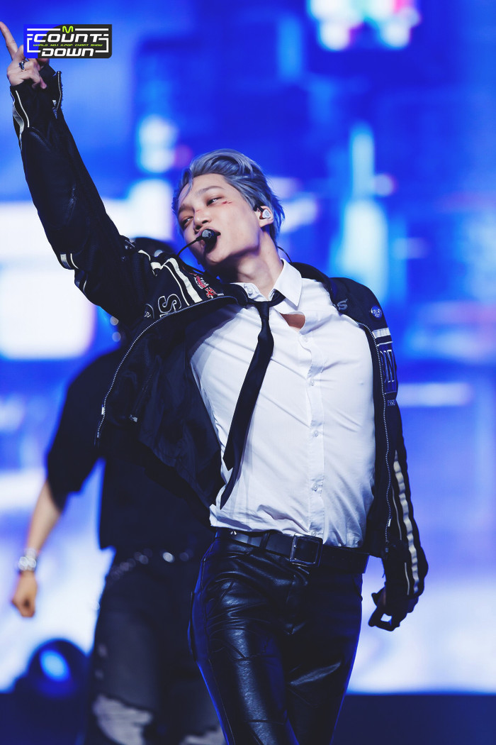 Ngày này cũng đến: Kai trở lại sân khấu, tái hợp cùng EXO trước thời gian xuất ngũ Ảnh 2