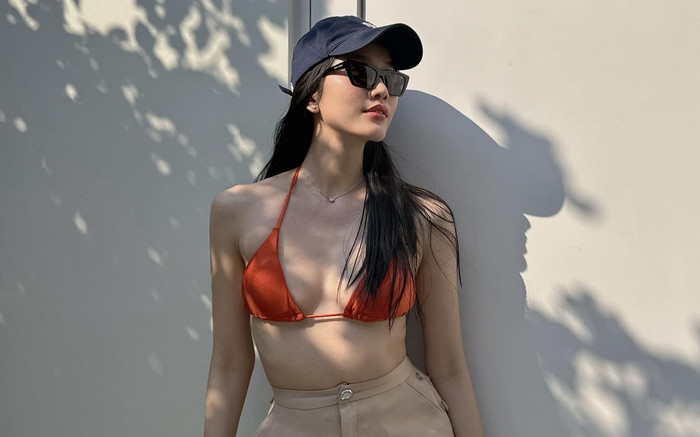 Á hậu Việt làm 'dâu hào môn' nay sắm đồ hiệu như bỏ sỉ, cuộc sống sang chảnh thấy rõ Ảnh 2