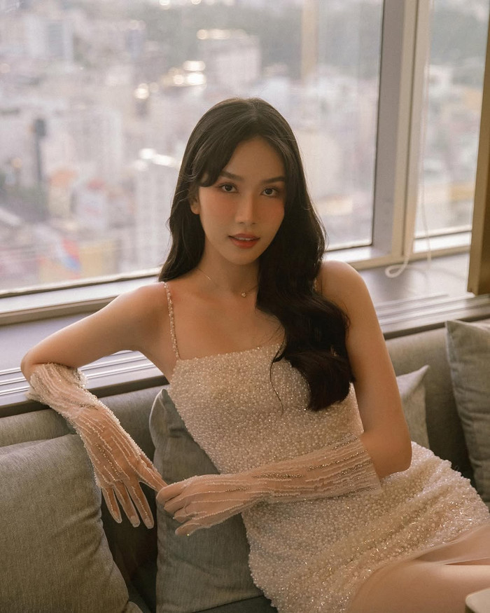 Cuộc sống của Á hậu Phương Anh sau khi kết hôn trở nên sang chảnh rõ rệt. Nàng hậu không ngần ngại lấp đầy tủ đồ cá nhân bằng hàng loạt mẫu túi hiệu đắt đỏ khiến ai nấy cũng phải xuýt xoa, ghen tị. (Ảnh: FBNV)