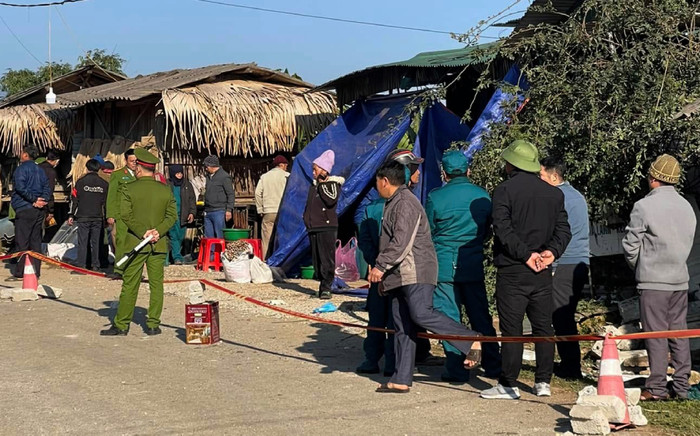 Vụ xe tải lao vào nhà dân khiến 6 người tử vong: Tang thương bao trùm bản làng nhỏ Ảnh 2