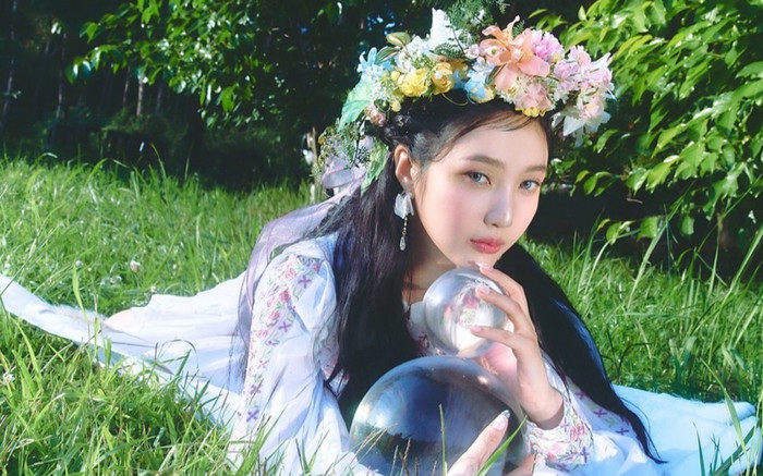 Mặc kệ lùm xùm của Wendy, một thành viên Red Velvet tuyên bố tái ký hợp đồng với SM Ảnh 2