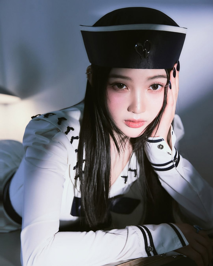 Mặc kệ lùm xùm của Wendy, một thành viên Red Velvet tuyên bố tái ký hợp đồng với SM Ảnh 2