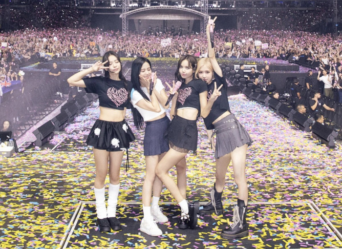 Cho đến hiện tại, BLACKPINK là nhóm nhạc Kpop tổ chức concert tại Việt Nam thành công nhất.