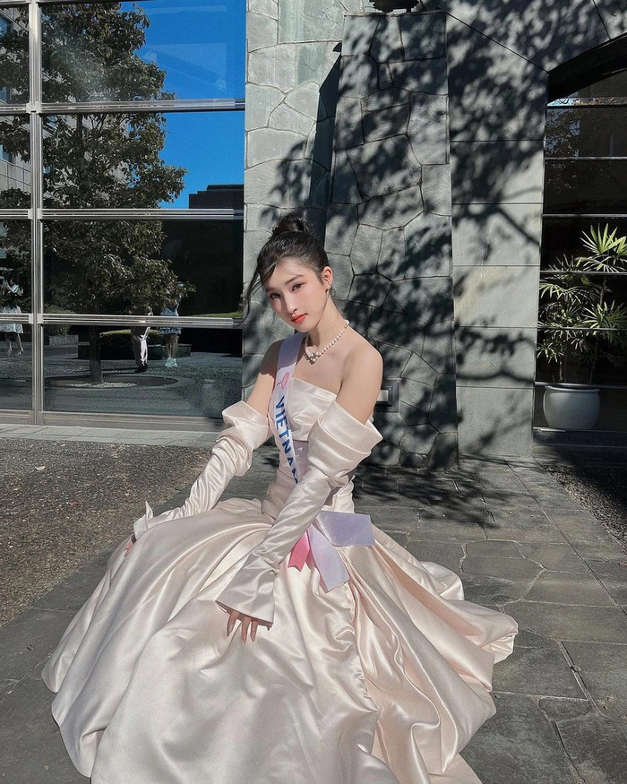 Phương Nhi từng để lại ấn tượng khi tham gia Miss International và lọt vào Top 15 chung cuộc. 