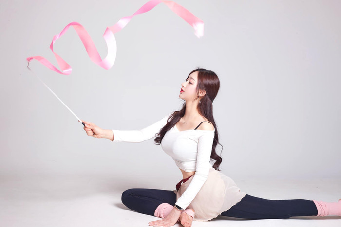 Hoa hậu xứ Hàn có thói quen tập pilates và tập gym để giữ dáng. (Ảnh FBNV)