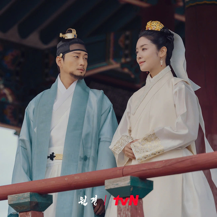 The Queen Who Crowns gây sốc với loạt cảnh quay đầy táo bạo