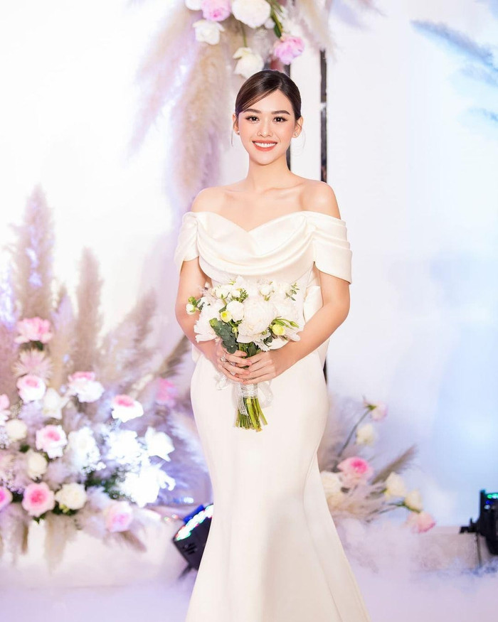 Á hậu Tường San làm 'dâu hào môn' ở tuổi đôi mươi. (Ảnh tổng hợp)