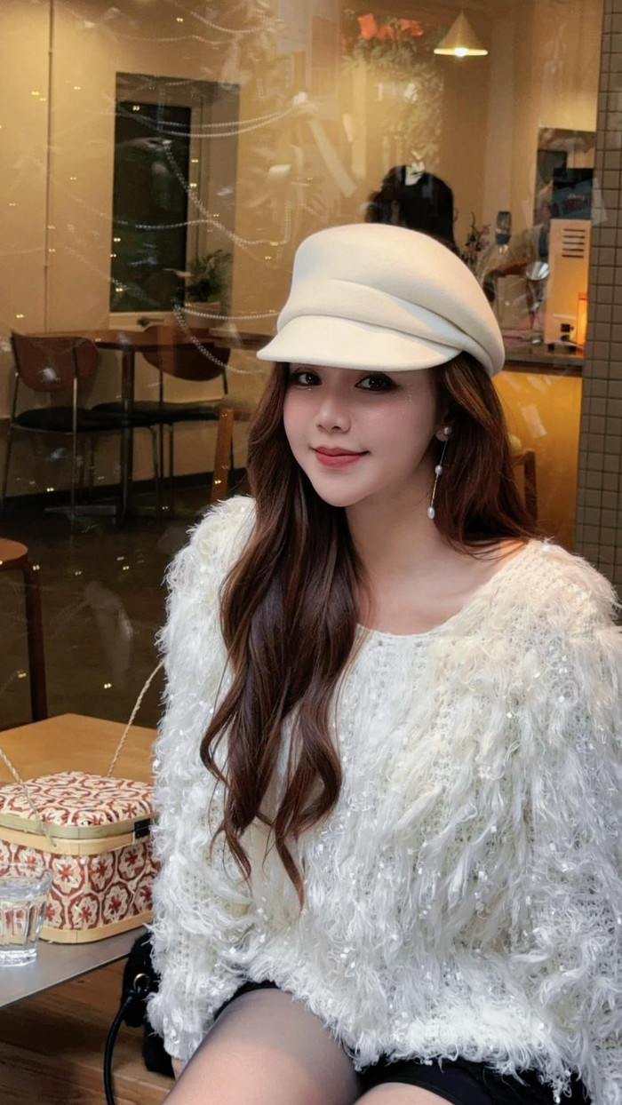 Quỳnh Kool khoe sắc vóc đời thường cực phẩm.