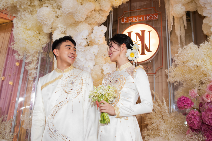 Lễ ăn hỏi của Á hậu Phương Nhi sáng 15/1.