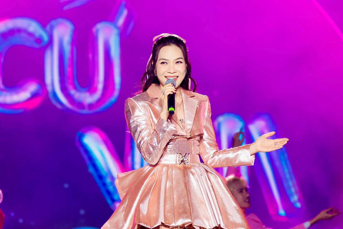 Thái độ của Quang Hùng MasterD khi chạm mặt Mỹ Tâm trong cánh gà Ảnh 4