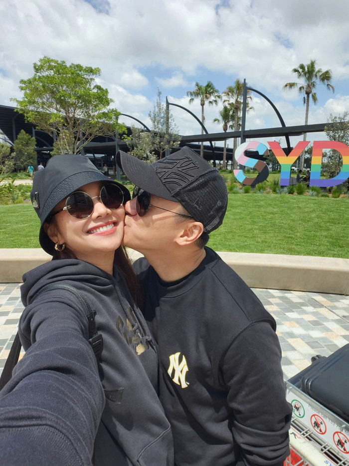 Cả hai thường xuyên đi du lịch để hâm nóng tình cảm. Ảnh: FBNV