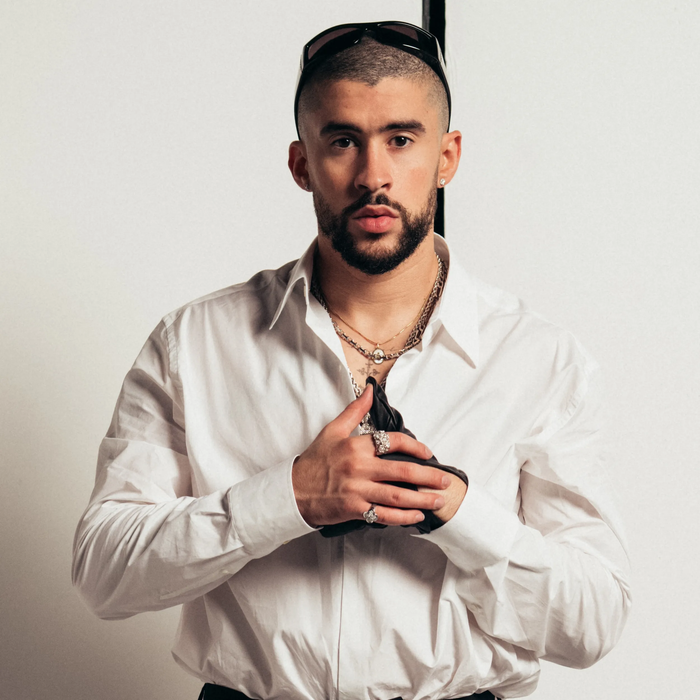 Nghệ sĩ Latin duy nhất có 17 ca khúc 'đổ bộ' Billboard HOT 100 trong một tuần Ảnh 2