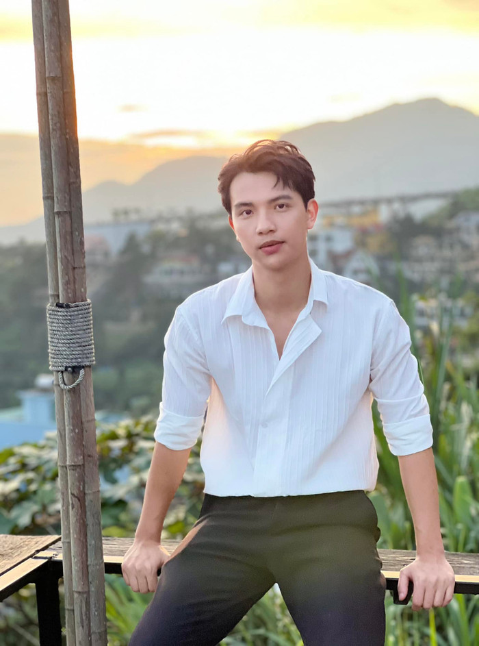 Diễn viên Việt Hoàng lấy vợ ở tuổi 26, nhìn sang quà cưới khiến ai cũng sốc Ảnh 3