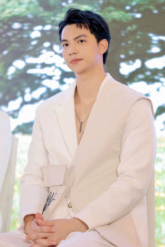 Việt Hoàng là nam diễn viên trẻ triển vọng của màn ảnh Việt