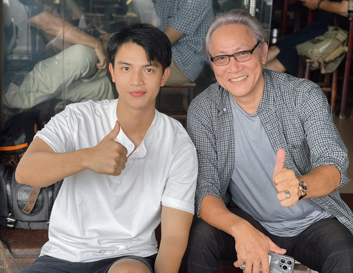 Diễn viên Việt Hoàng lấy vợ ở tuổi 26, nhìn sang quà cưới khiến ai cũng sốc Ảnh 4