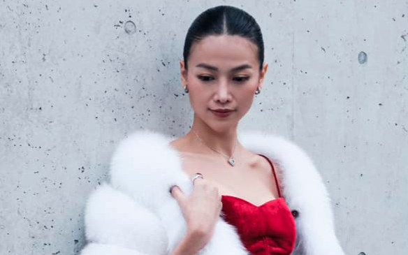 Hoa hậu Phương Khánh khoe nhan sắc nóng bỏng hết cỡ khi tái xuất Ảnh 2