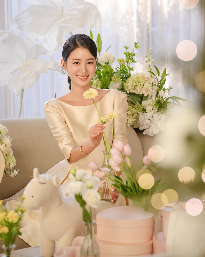 Jisoo (Tahiti) mang thai liên tiếp trong thời gian ngắn nhưng cô vui vẻ đón nhận, háo hức chờ ngày con ra đời.